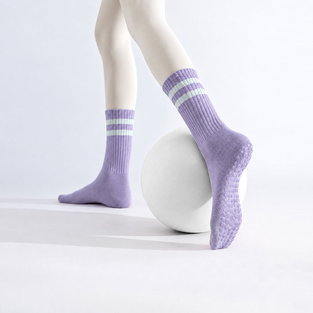 Professional Non-Slip Yoga Socks – Crew-Length with Anti-Slip Silicone Soles for Fitness and Pilates